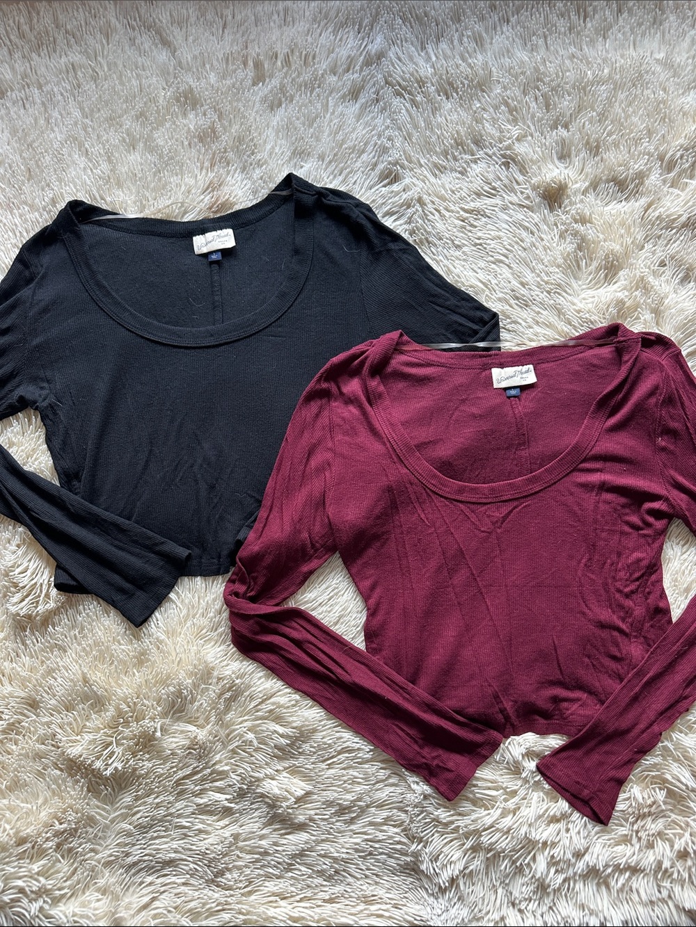 Universal Threads Long Sleeve Scoop Neck Tops - Black & Burgundy